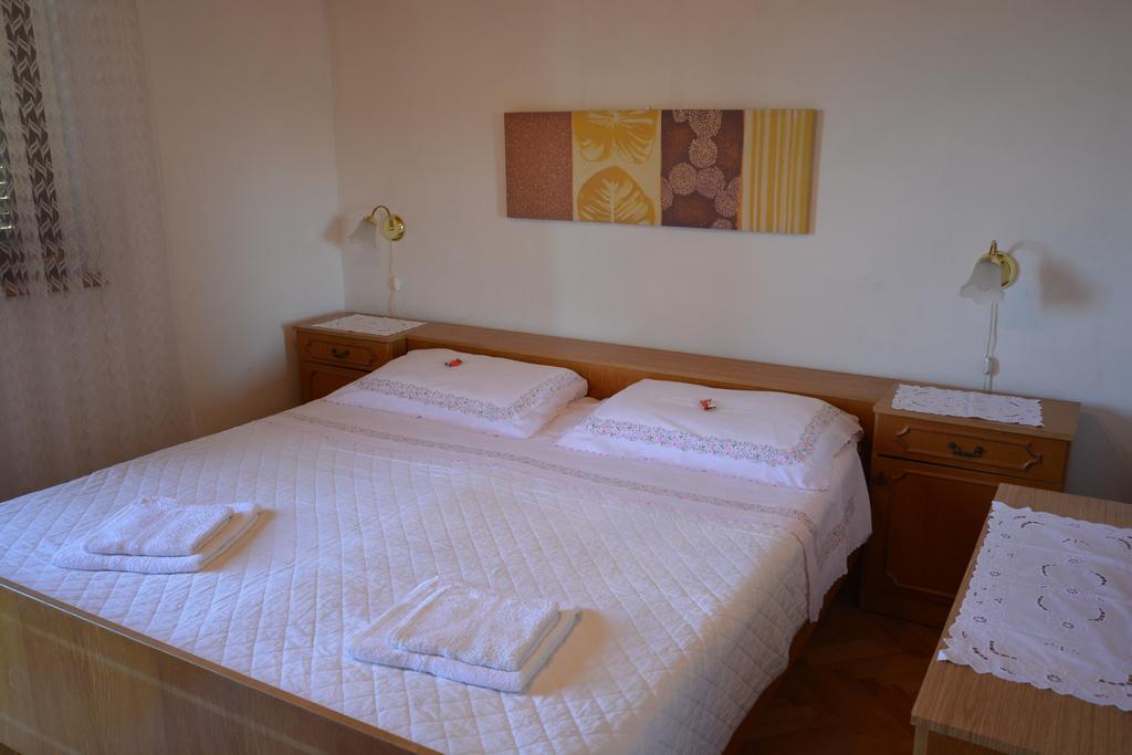 Apartment Slavica Kornić Extérieur photo